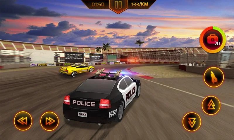 Mengejar Mobil Polisi