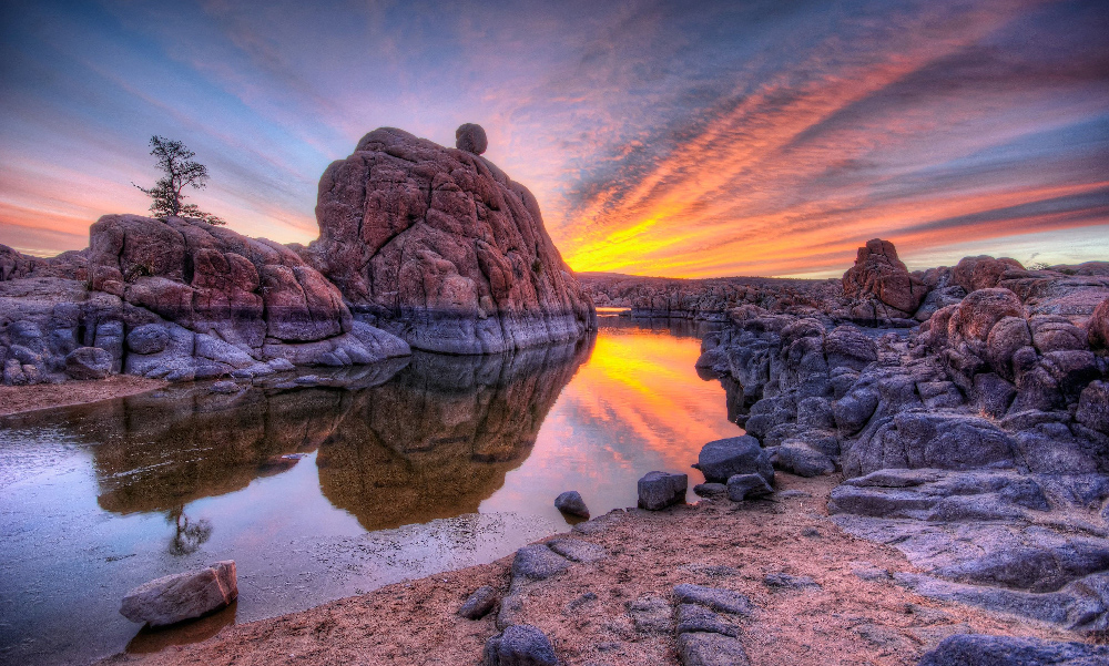 18. Incredible Sunset Background 4K