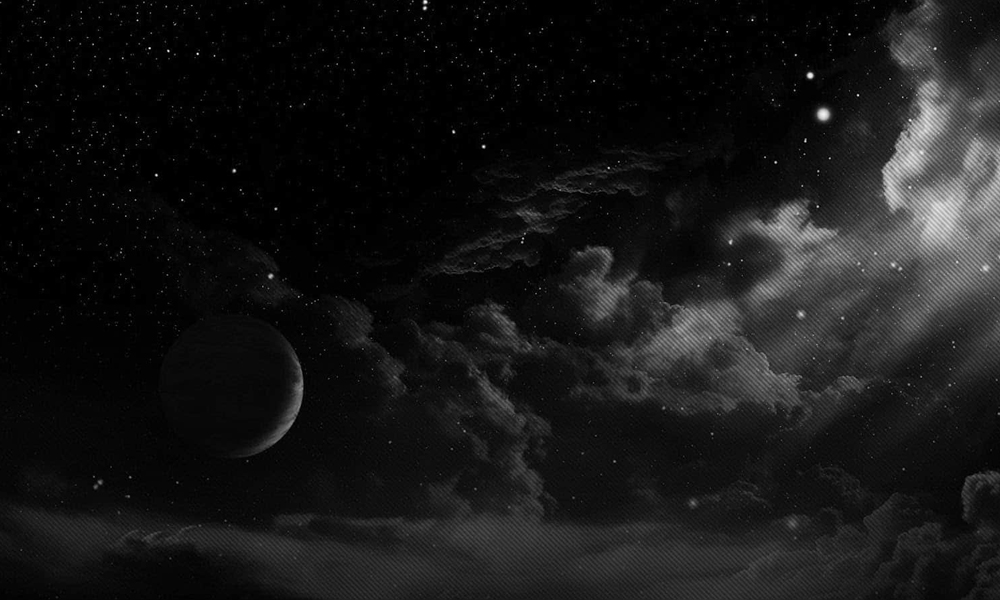 2. HD Dark Background Laptop