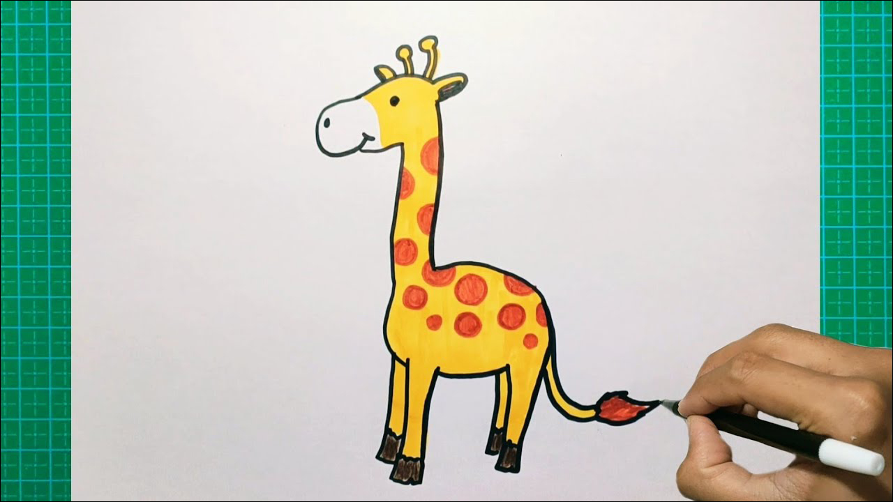 5 Jerapah hewan dengan leher panjang, berwarna unik