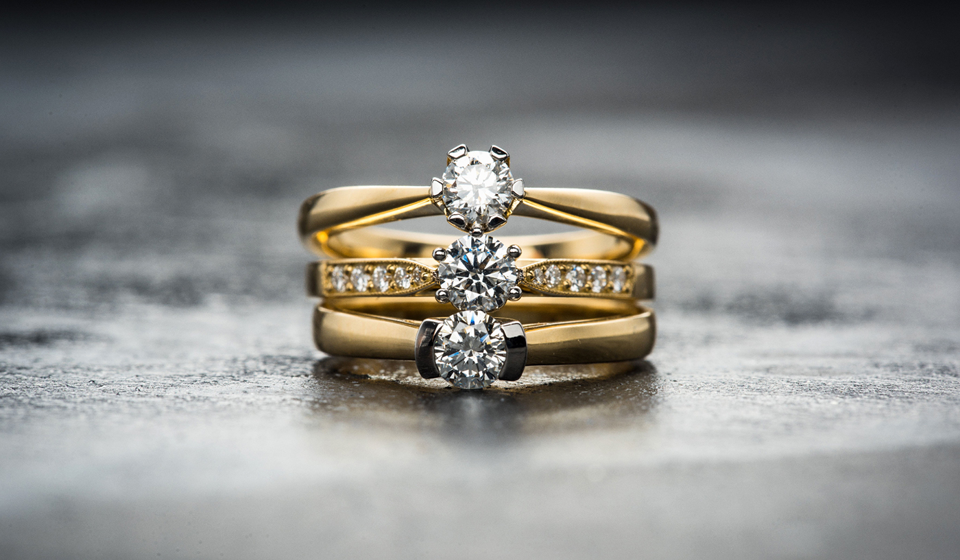 Perhiasan Cincin Berlian