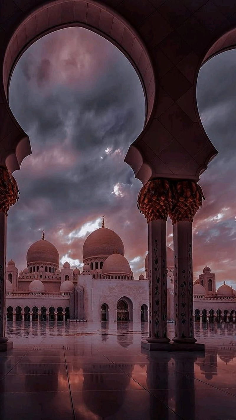 Gambar 13. lorong masjid